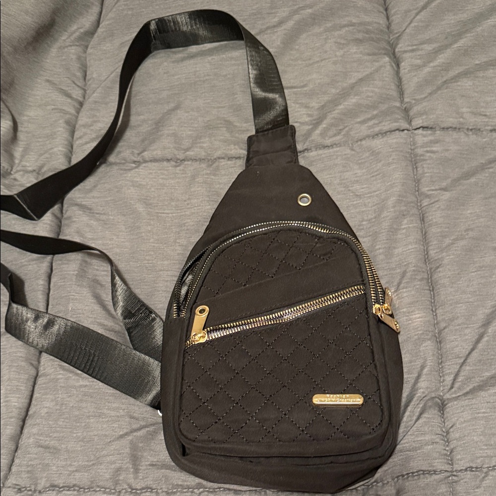 SHEIN Black Quilted Backpack with Gold Zippers